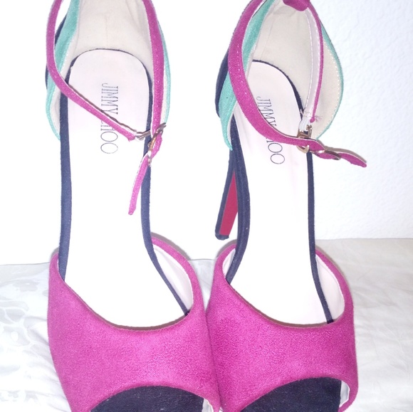 JIMMY CHOO IN EXCELLENT CONDITIONS - Picture 3 of 4